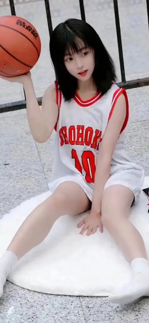 沃尔夫斯堡为何被称为狼堡？明星动态揭秘
